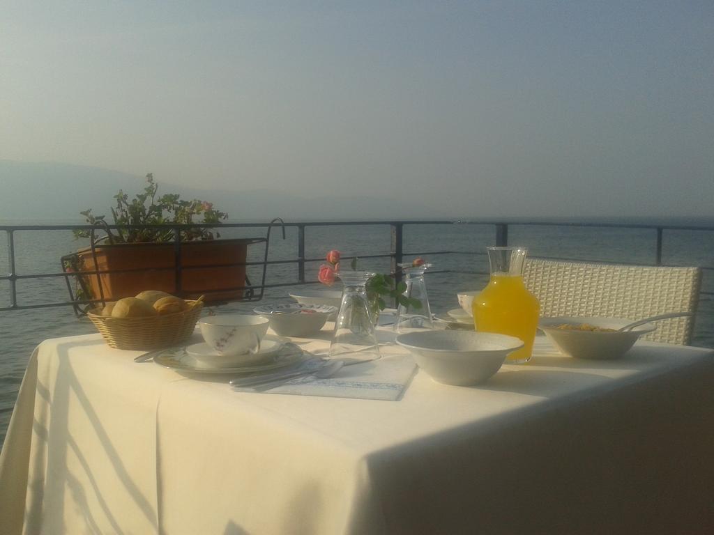 Villa Residence La Limonaia Gargnano Δωμάτιο φωτογραφία
