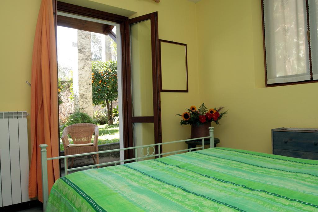 Villa Residence La Limonaia Gargnano Δωμάτιο φωτογραφία
