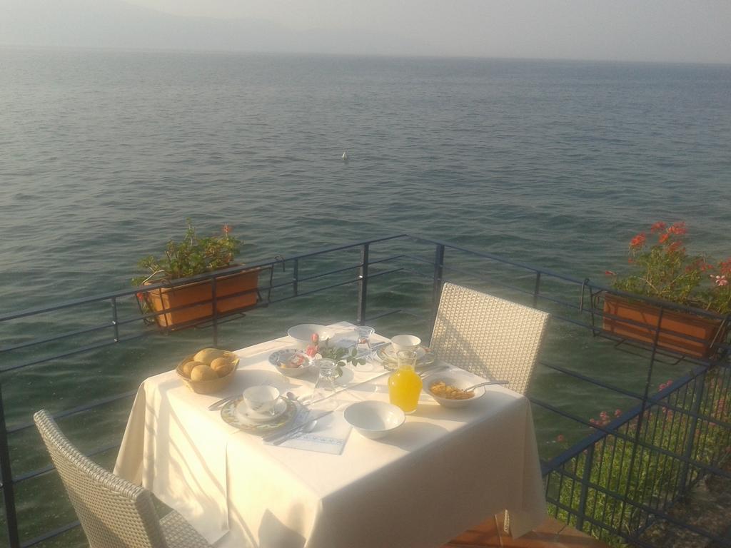 Villa Residence La Limonaia Gargnano Δωμάτιο φωτογραφία