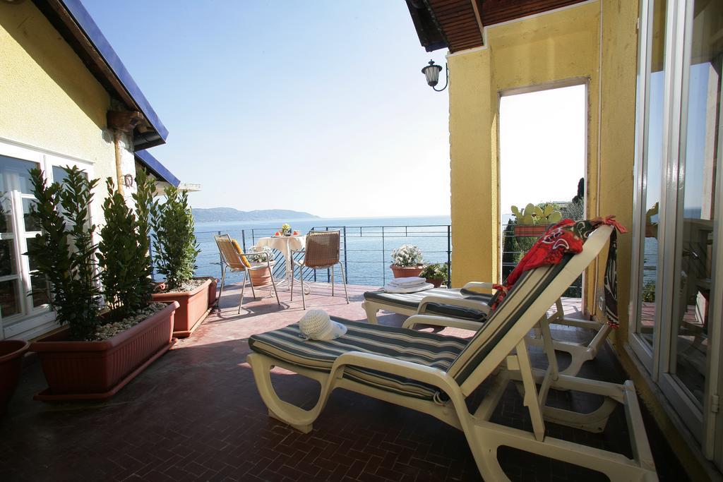 Villa Residence La Limonaia Gargnano Δωμάτιο φωτογραφία