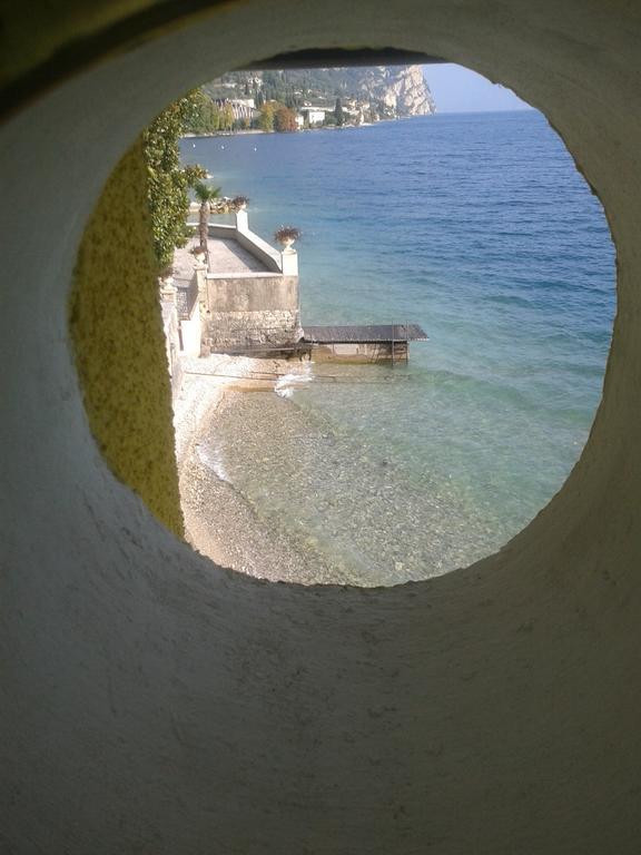 Villa Residence La Limonaia Gargnano Δωμάτιο φωτογραφία